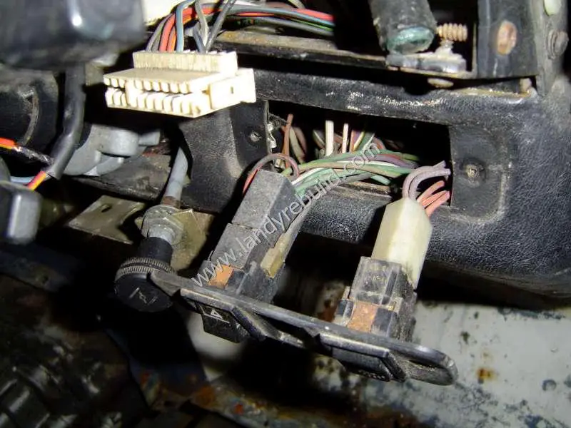 Auxiliary switch wiring